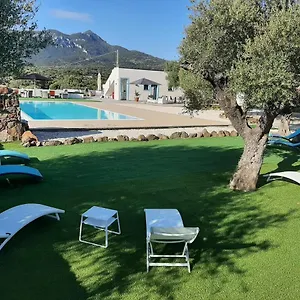 Borgo Rurale Cares Gospodarstwo agroturystyczne Dorgali